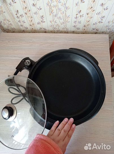 Электрическая сковорода не глубокая