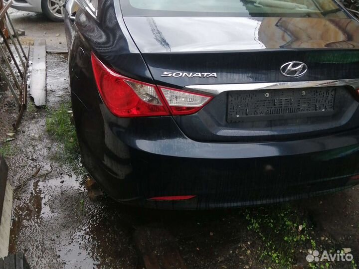 Бампер задний Hyundai Sonata 6 YF Хёндай Соната 6