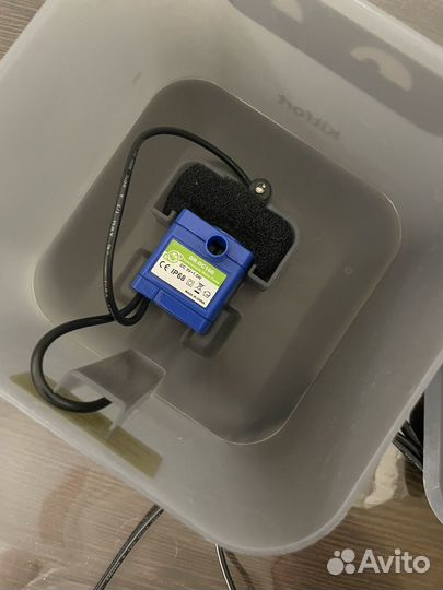 Фонтан поилка для кошек