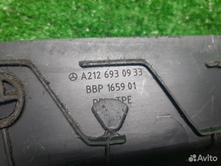 Водосток Mercedes Benz E-class W212 2009