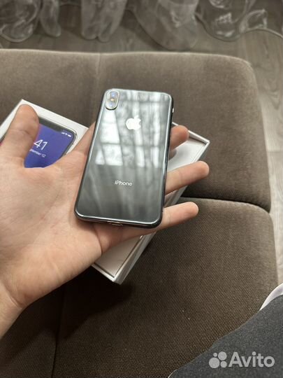 Телефон iPhone x 64 gb