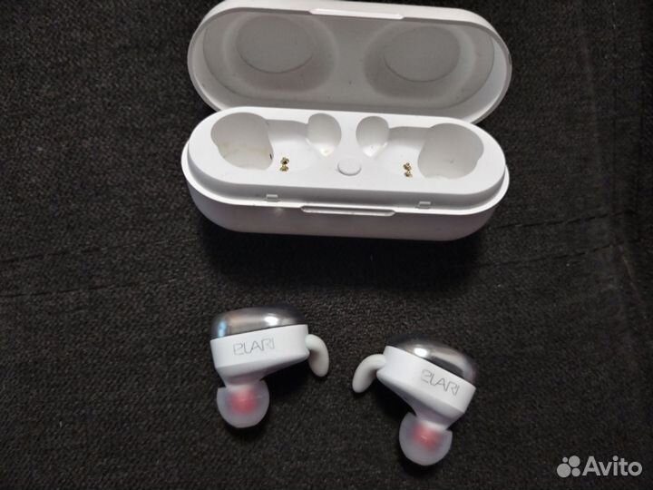 Беспроводные наушники elari