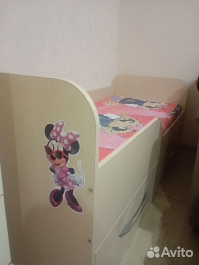 Продам кровать