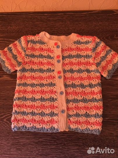 Вязаные детские вещи ручной работы