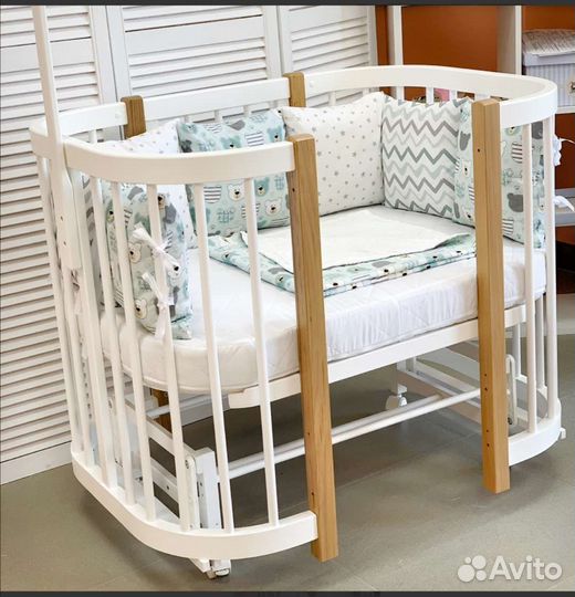 Детская кроватка-трансформер с маятником из бука