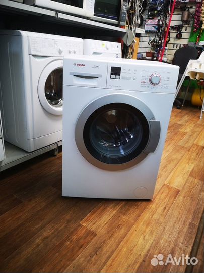 Почти новая Стиральная машина Bosch WLG20162OE