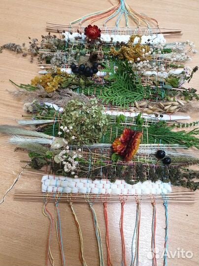 Бесплатное обучение вышивке и ткачеству молодежи