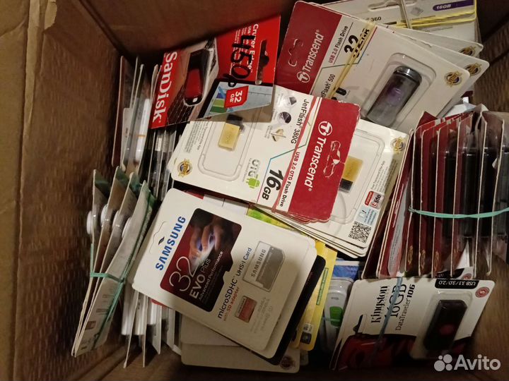 Карты памяти MicroSD, USB