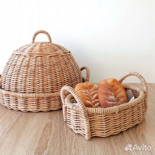 Плетёная хлебница-клош ручной работы