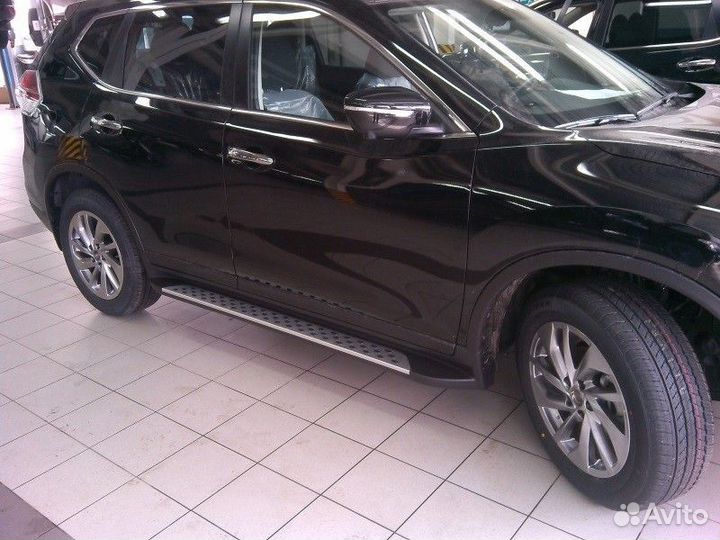 Пороги (подножки) Nissan X-Trail T32