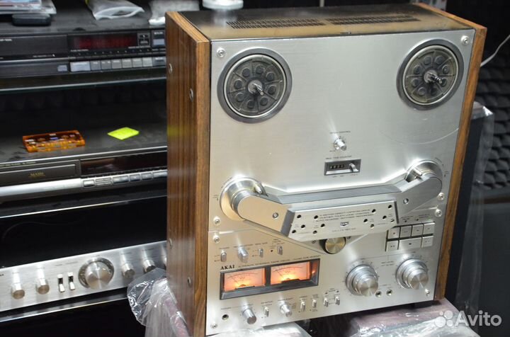 Катушечный магнитофон Akai GX-635D