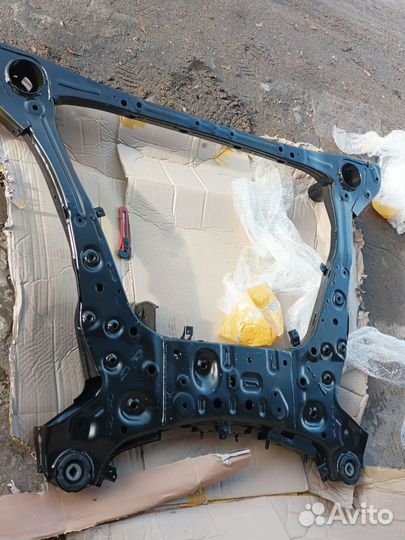 Подрамник Hyundai Santa Fe 4 2021