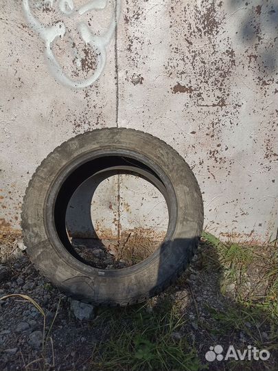 Yokohama Ice Guard Stud IG55 205/55 R16