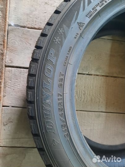 Dunlop Grandtrek ST20 245/45 R17