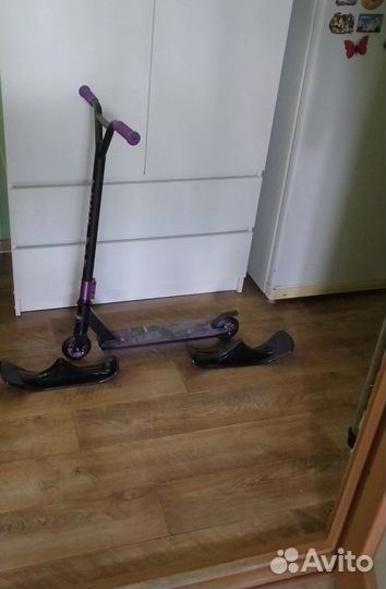 Самокат-снегокат