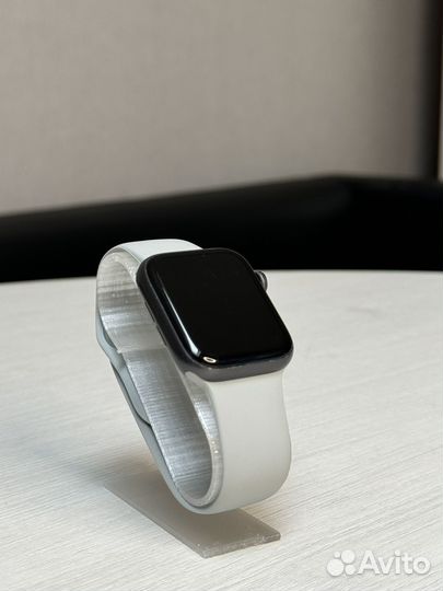 Apple watch se 44 mm