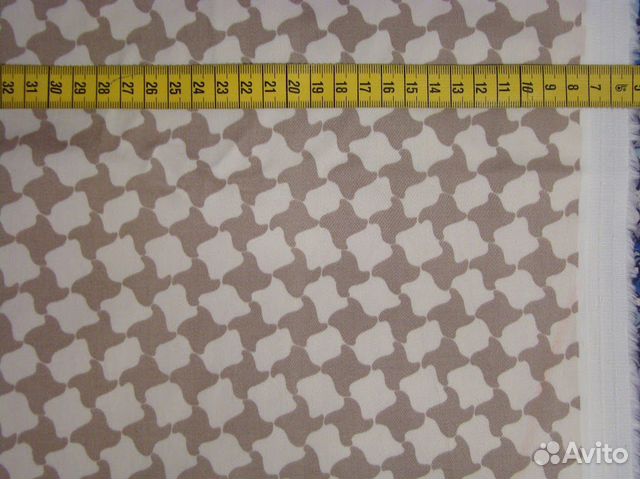 Ткань костюмно-плательная