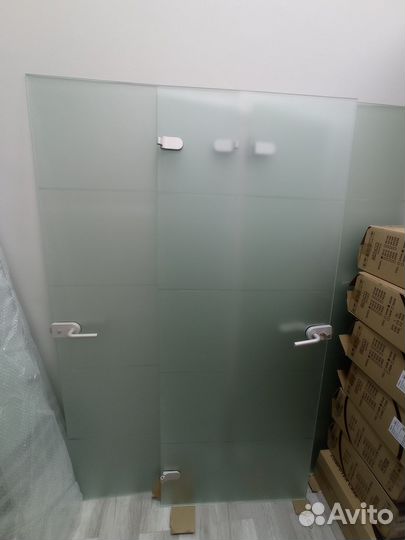 Стеклянные двери akma Classic