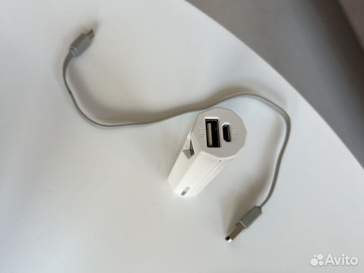 Power bank Remax design