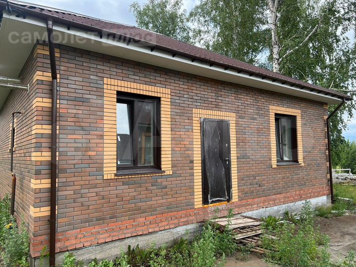 Дом 81 м² на участке 5 сот.