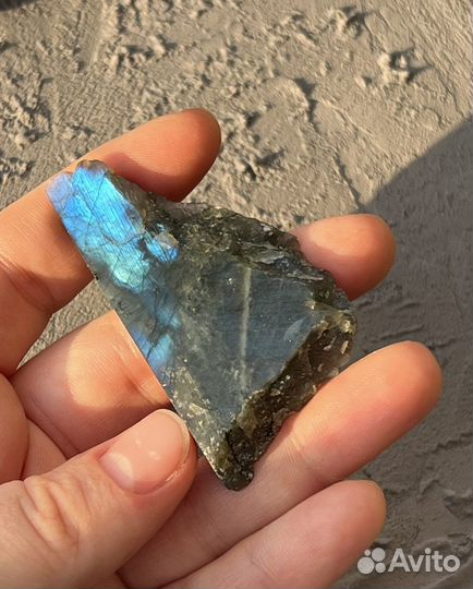 Лабрадорит