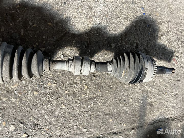 Привод Nisssn Bluebird Sylphy 1.8