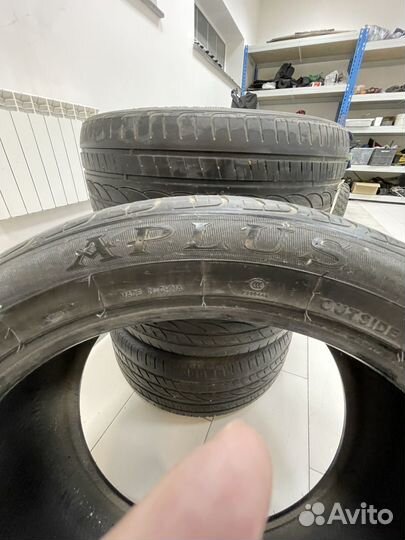 Aplus A607 295/40 R21 111W