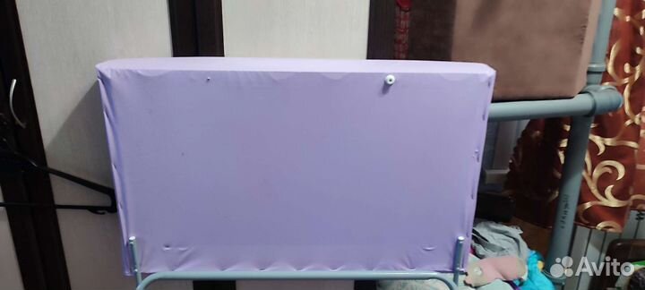 Пеленальный стол