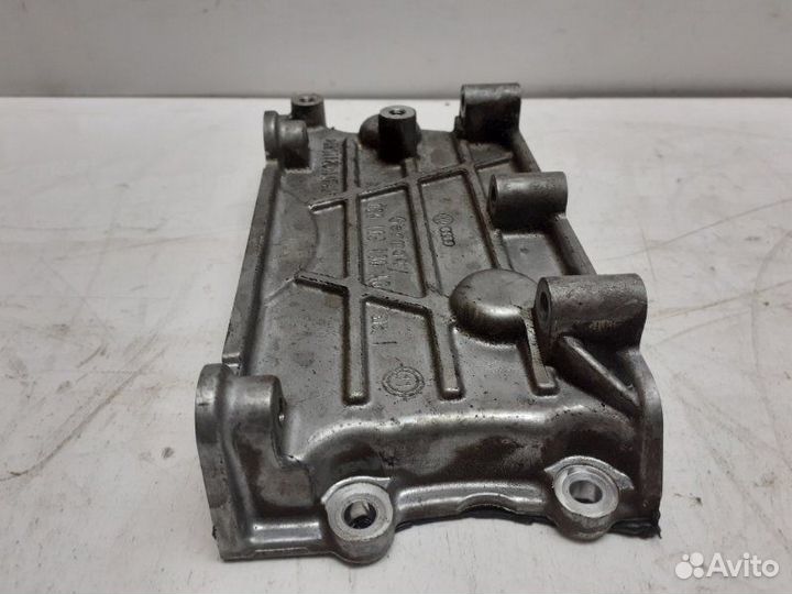 Крышка коленвала задняя Audi C7