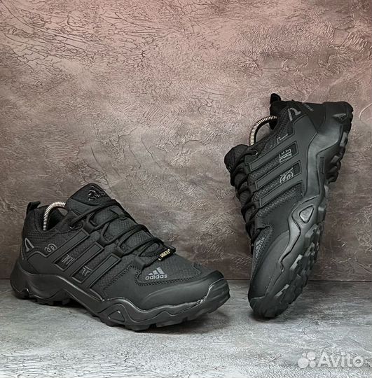 Кроссовки осенние Adidas Terrex