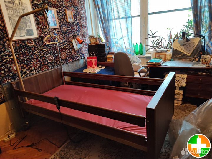 Кровать медицинская электрическая