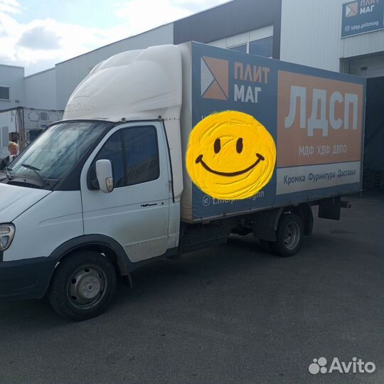 Водитель с личным автомобилем газель