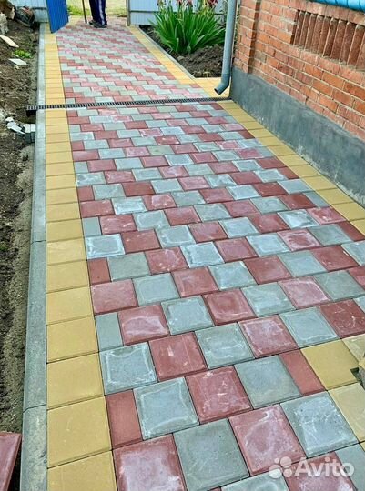 Укладка тротуарной плитки