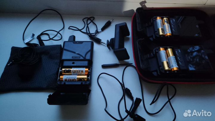 Двухканальная микрофонная радиосистема Debra DVO 2