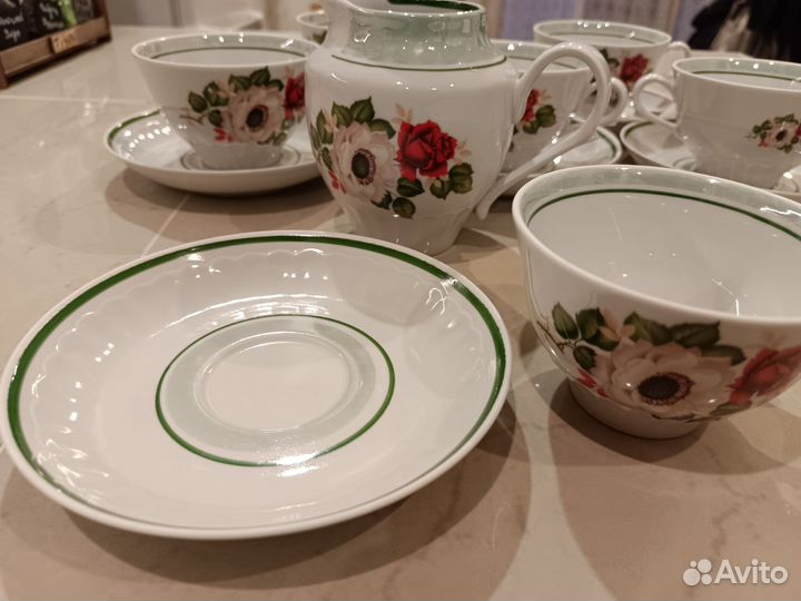 Набор столовой посуды на 6 персон