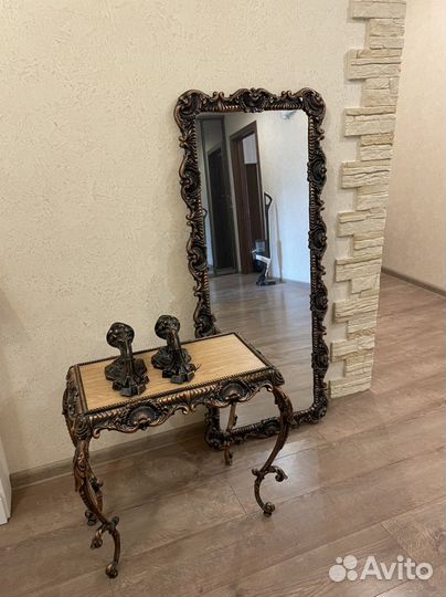 Комплект под бронзу, зеркало, светильники, столик