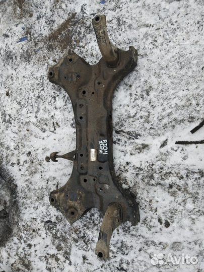 Подрамник передний Kia Rio 4 X-Line хэтчбек G4LC