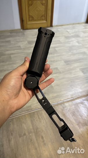 SmallRig 3028B Ручкa для DJI RS 2/RSC 2/RS3