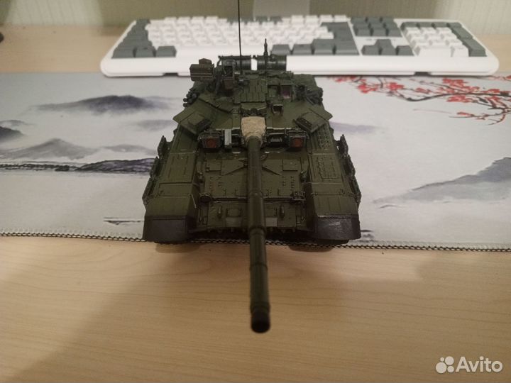 Модель Танка Т-90А от Звезды большая
