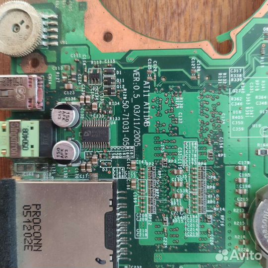 Fujitsu Siemens Amilo M7440 (AT11 AT11MB VER:0.5)