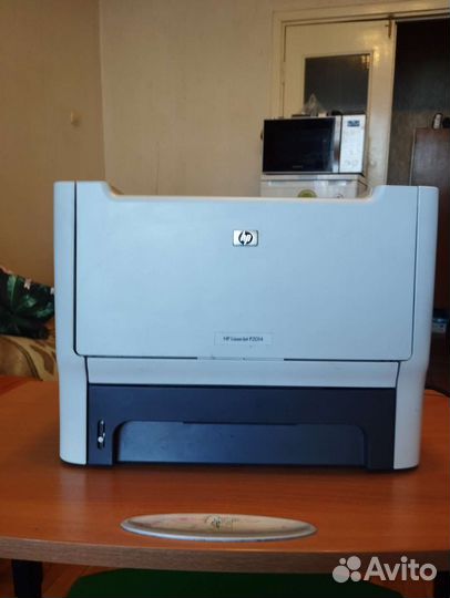 Цветной лазерный принтер HP Laser Jet P2014