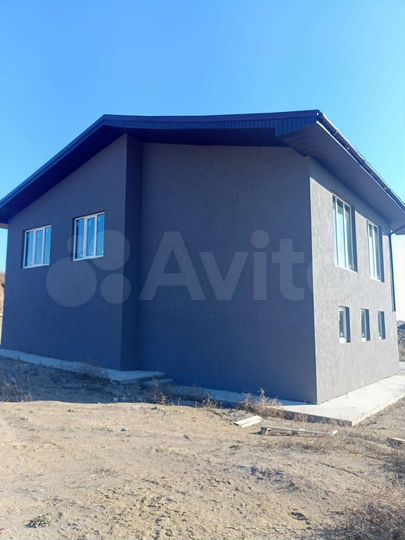 Дом 190 м² на участке 6 сот.