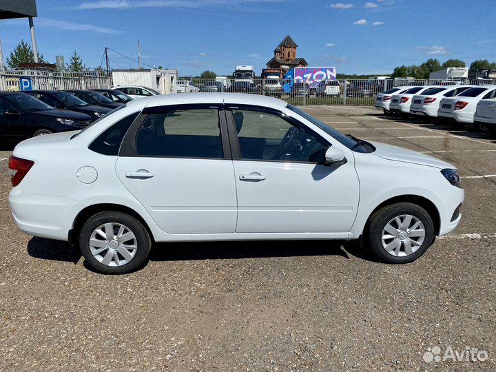 LADA Granta 1.6 МТ, 2023