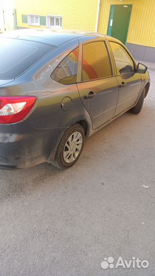 LADA Granta 1.6 МТ, 2015, битый, 125 000 км