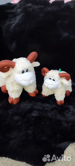 Игрушка подушка из натурального меха