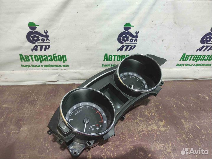 Панель приборов Skoda Superb 2