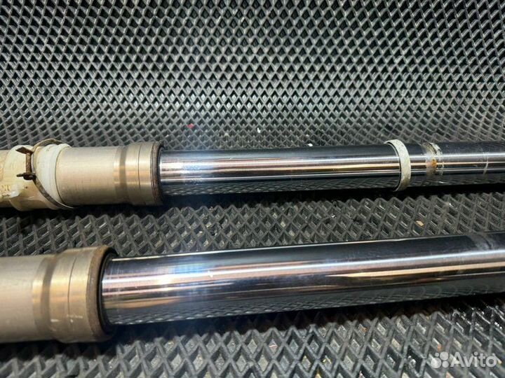 Перья вилки Suzuki Djebel 250 SJ45A