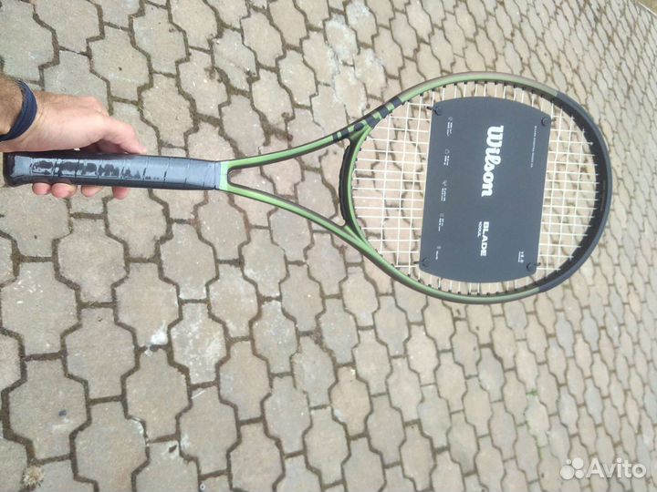Теннисные ракетки Wilson Blade 100UL V8.0