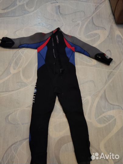 Гидрокостюм aqualung 7мм, сумка, ласты