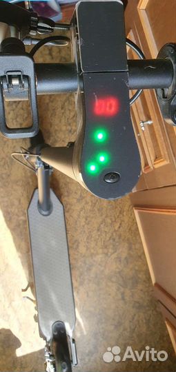 Самокат взрослый электрический бу